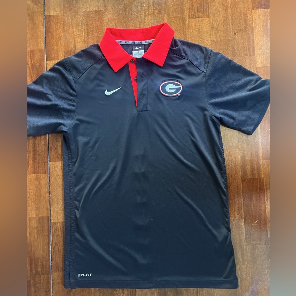 Men’s Nike Georgia Polo. Size small